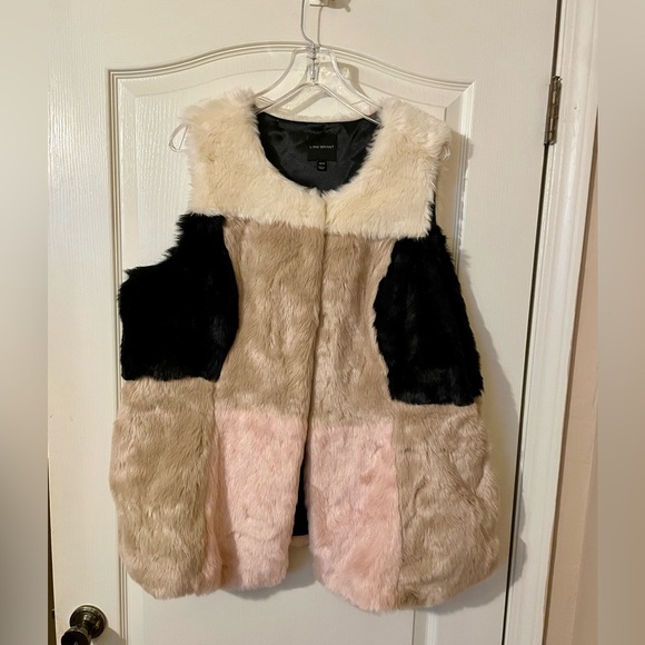 Lane Bryant Jackets & Blazers - Lane Bryant Color Blocked Faux Fur Vest Jacket Size 18/20 Lined Fall Chic